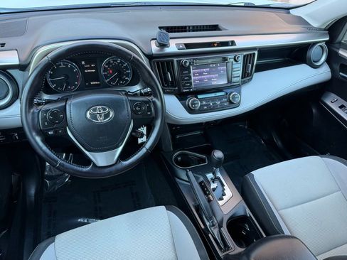Used 2016 Toyota RAV4 XLE image 24