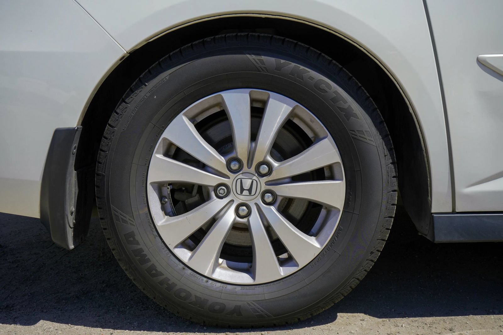 Used 2014 Honda Odyssey EX-L image 11