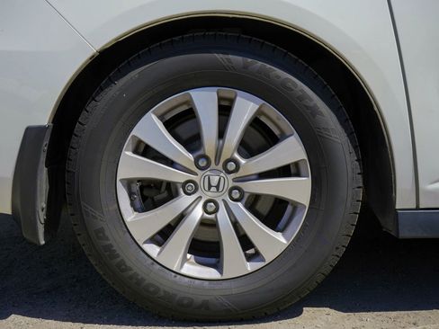 Used 2014 Honda Odyssey EX-L image 11