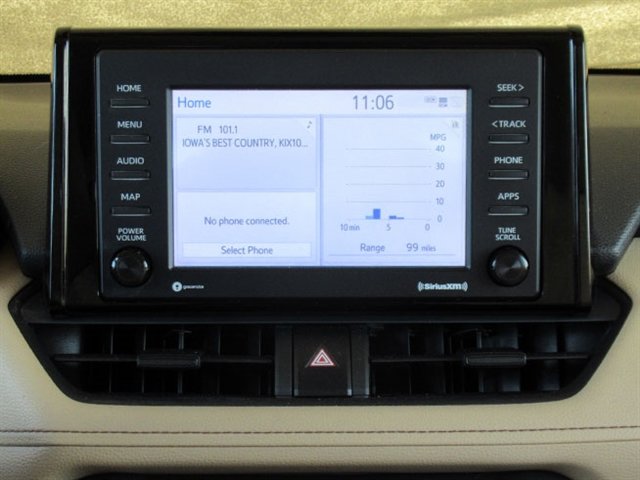 Used 2021 Toyota RAV4 LE FWD image 23