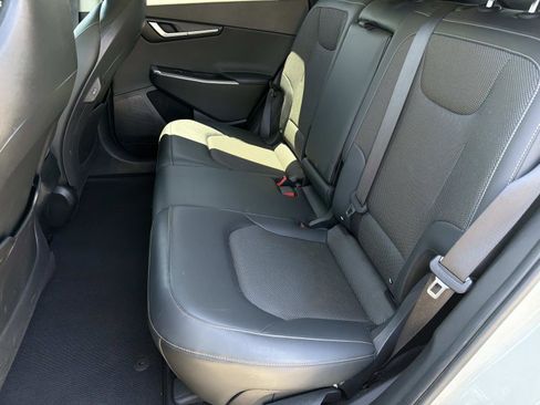 Used 2024 Kia EV6 Light RWD image 21