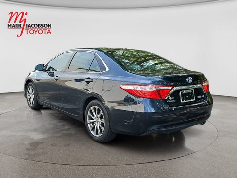 Used 2015 Toyota Camry XLE FWD image 12