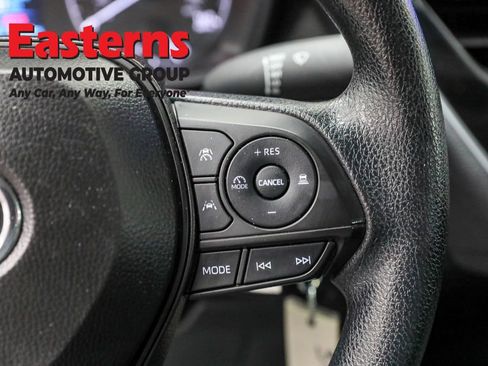 Used 2024 Toyota Corolla LE image 29