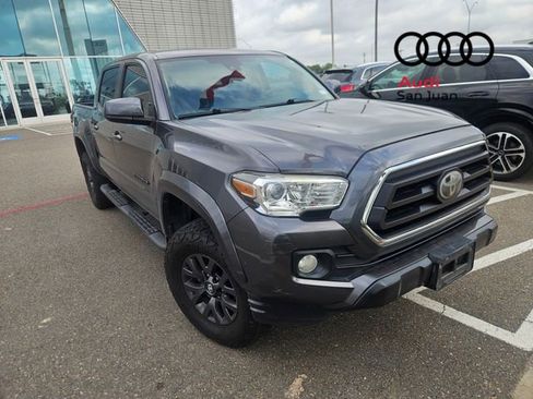 Used 2020 Toyota Tacoma SR5 RWD image 3