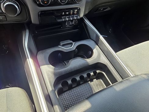 Used 2023 RAM 1500 Big Horn AWD/4WD image 30