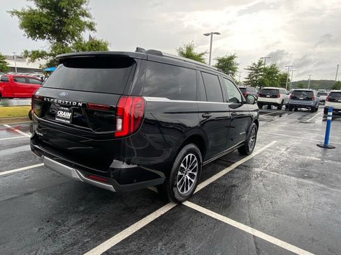 Certified 2025 Ford Expedition Platinum AWD/4WD image 7