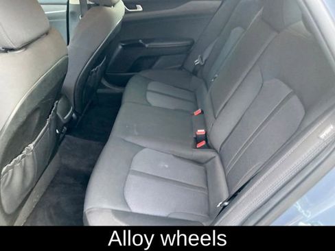 Used 2023 Kia K5 LXS image 18