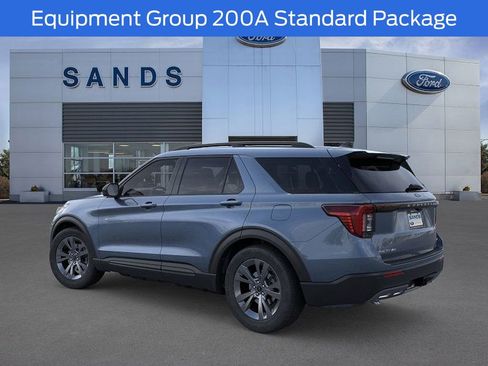 New 2026 Ford Explorer Active w/ Active Comfort Package image 4