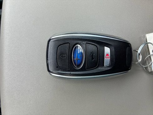 Used 2023 Subaru Forester Premium AWD/4WD image 37