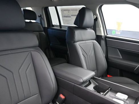 New 2026 Hyundai Santa Fe SEL FWD image 11