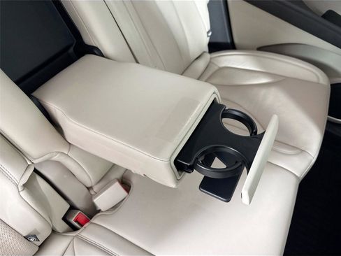 Used 2019 Lincoln Nautilus Reserve w/ Cargo Utility Package image 48