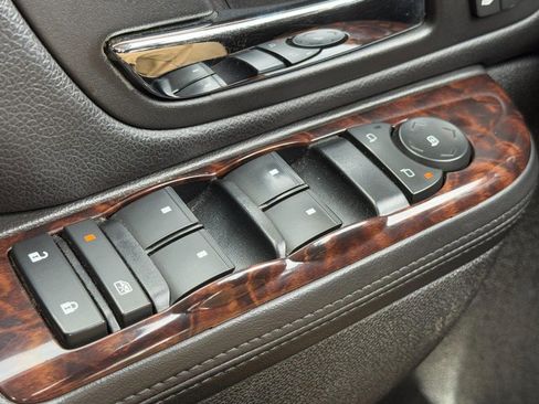 Used 2013 GMC Sierra 2500 Denali w/ Suspension Package, Off-Road image 23