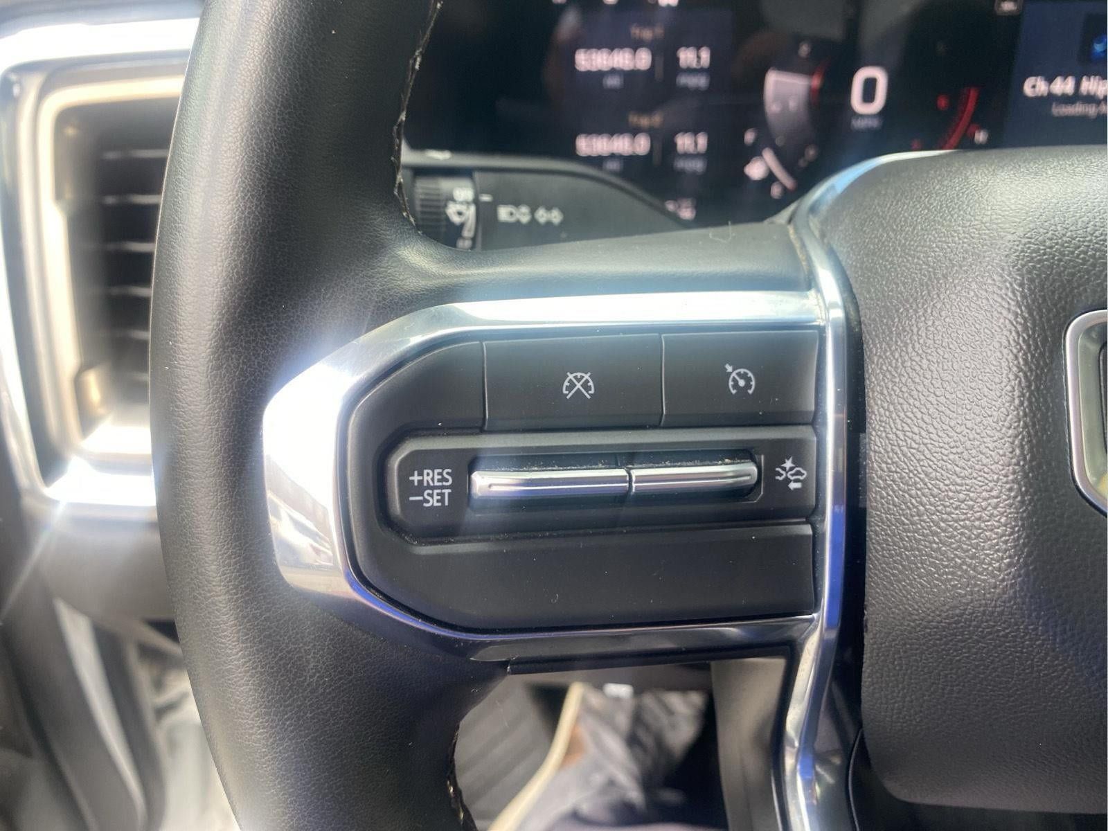 Used 2023 GMC Canyon Denali AWD/4WD image 41