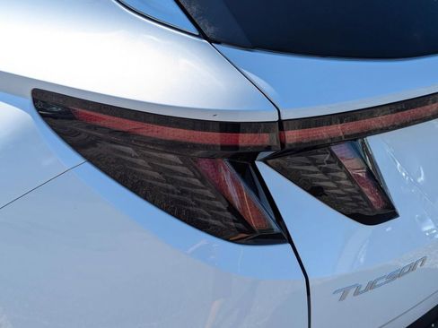 Certified 2025 Hyundai Tucson SEL AWD/4WD image 43