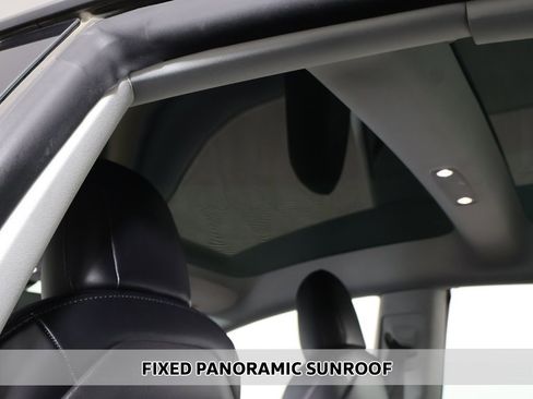 Used 2023 Tesla Model 3 Standard Range image 5