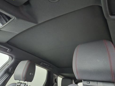 Used 2023 Land Rover Discovery Sport S R-Dynamic image 12