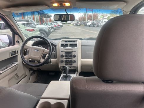 Used 2009 Ford Escape XLT image 11