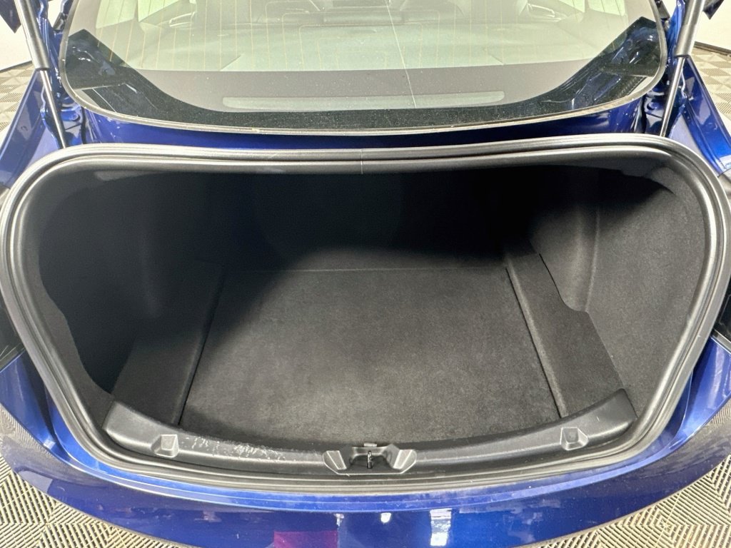 Used 2020 Tesla Model 3 Long Range AWD/4WD image 32