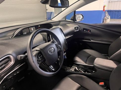 Used 2022 Toyota Prius Prime Limited image 23