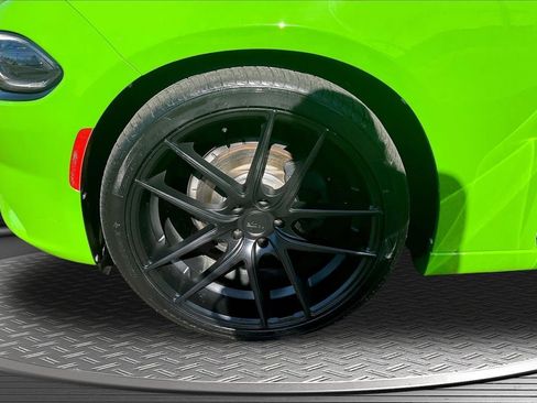 Used 2017 Dodge Charger SXT w/ Rallye Group RWD image 31