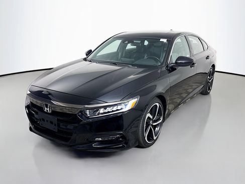 Used 2020 Honda Accord Sport image 4