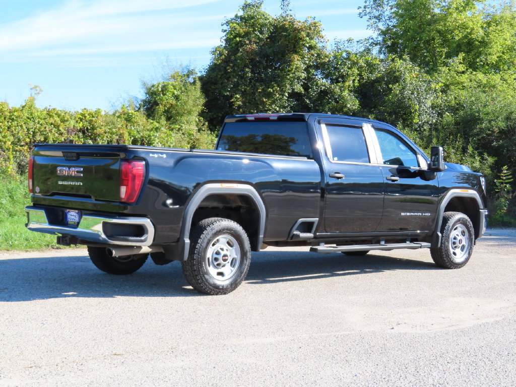 Used 2024 GMC Sierra 2500 Pro AWD/4WD image 3
