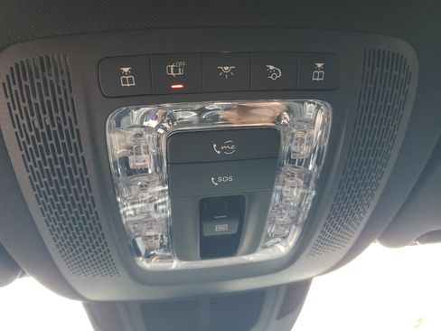 New 2026 Mercedes-Benz GLS 580 4MATIC image 35