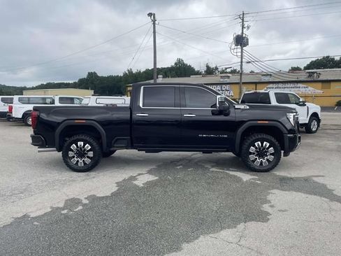 Used 2025 GMC Sierra 2500 Denali w/ Denali Reserve Package AWD/4WD image 2