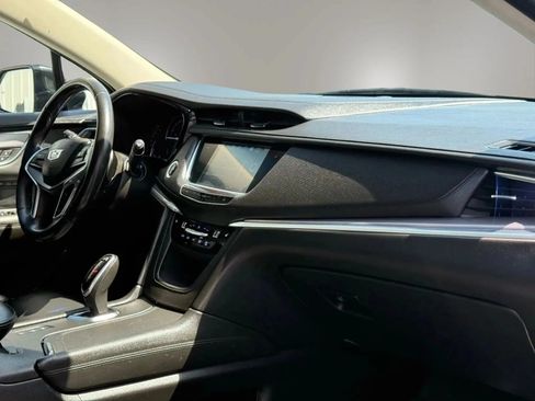 Used 2017 Cadillac XT5 Luxury AWD/4WD image 19