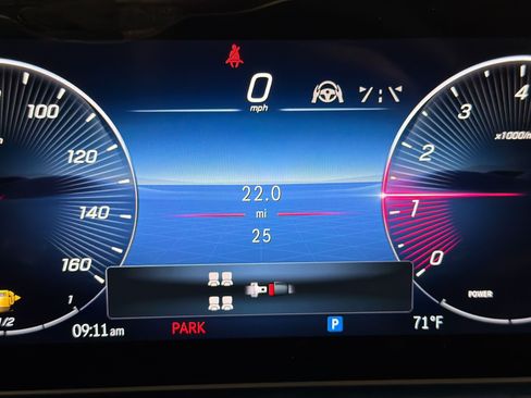New 2026 Mercedes-Benz GLS 580 4MATIC image 19
