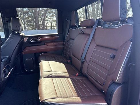 Used 2025 GMC Sierra 2500 Denali Ultimate image 30