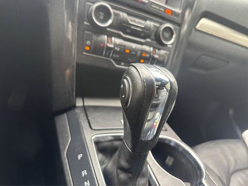 Used 2018 Ford Explorer XLT w/ Equipment Group 202A image 41