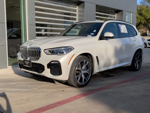 Used 2019 BMW X5 xDrive50i w/ M Sport Package image 5