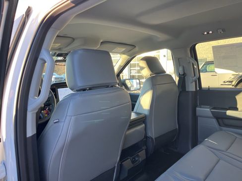 New 2025 Ford F150 XL w/ Equipment Group 103A High image 35