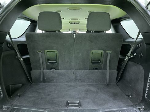 Used 2021 Dodge Durango SXT w/ 3rd Row Seating Group RWD image 27