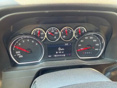 Used 2019 Chevrolet Silverado 1500 LT Trail Boss AWD/4WD image 10