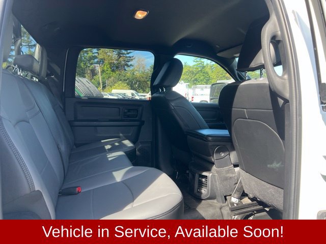 Used 2024 RAM 2500 Tradesman w/ Chrome Appearance Group AWD/4WD image 9