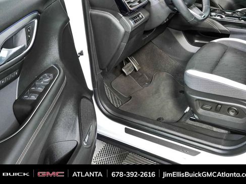 Used 2025 Buick Envision Sport Touring AWD/4WD image 8