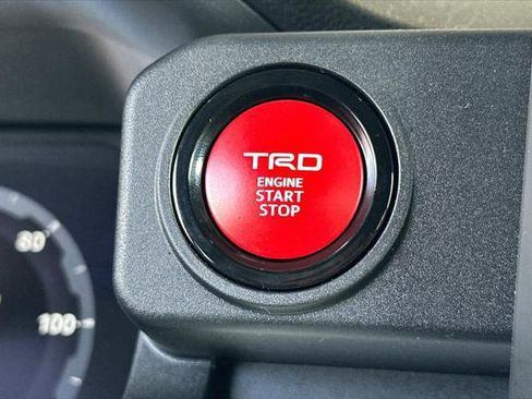 Certified 2024 Toyota Tacoma TRD Off-Road image 26