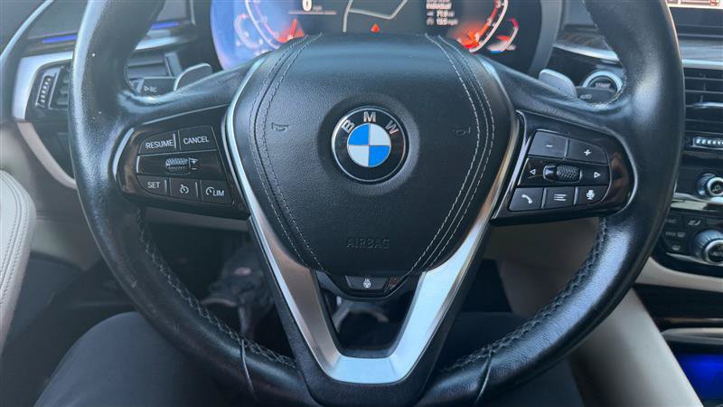 Used 2021 BMW 530i xDrive w/ Premium Package AWD/4WD image 39