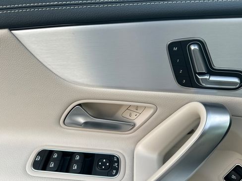 Certified 2025 Mercedes-Benz CLA 250 White image 11