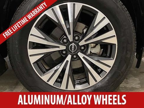 Used 2022 Nissan Rogue SV w/ SV Premium Package AWD/4WD image 7