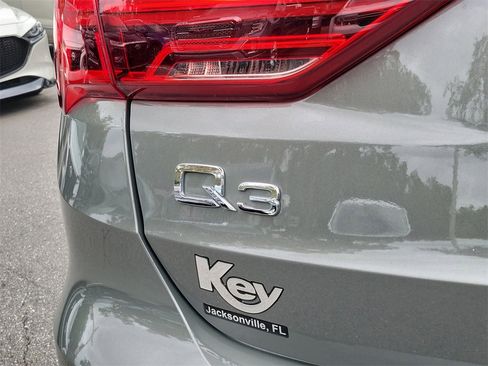 Used 2020 Audi Q3 2.0T Premium w/ Convenience Package image 21