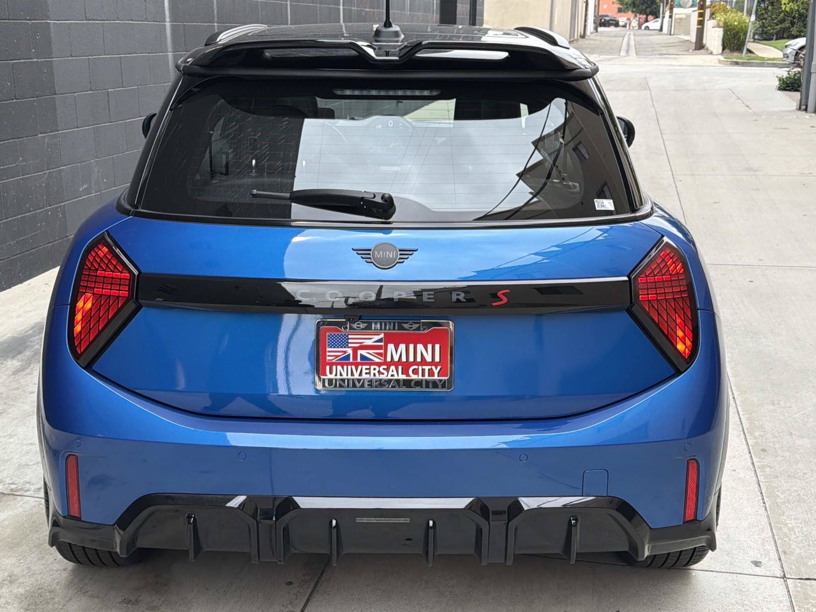 Used 2026 MINI Cooper S FWD image 4