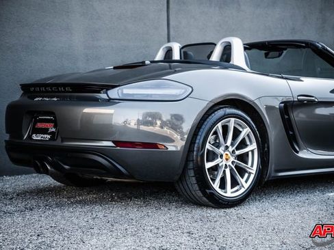 Used 2021 Porsche 718 Boxster image 52