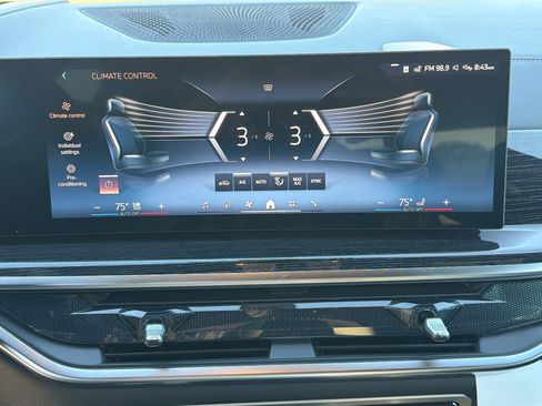 New 2026 BMW X7 xDrive40i w/ M Sport Package image 35