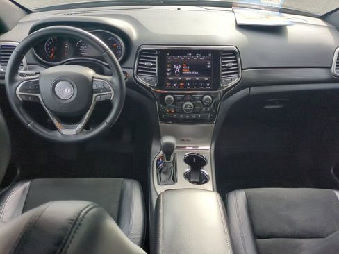 Used 2021 Jeep Grand Cherokee Laredo X image 21