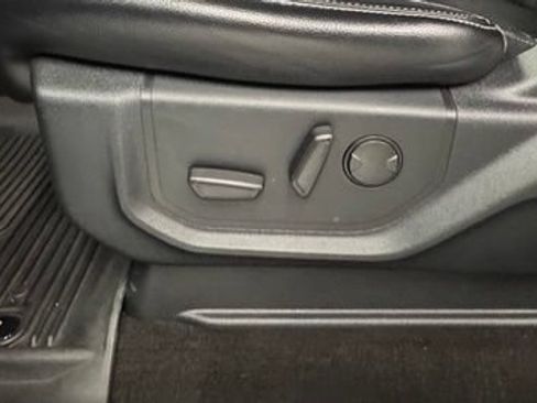 Used 2019 Ford F150 Lariat AWD/4WD image 24