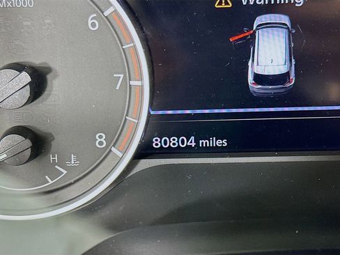 Used 2021 Nissan Rogue S image 18