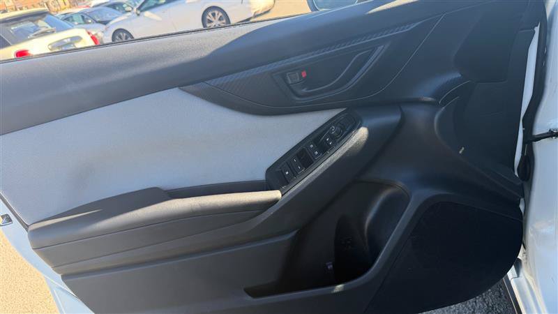 Used 2020 Subaru Crosstrek 2.0i AWD/4WD image 24